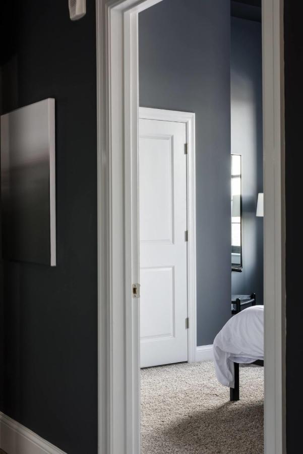 Frontdesk Modern 1 Bedroom Apt With Rooftop Lounge Saint Louis Buitenkant foto