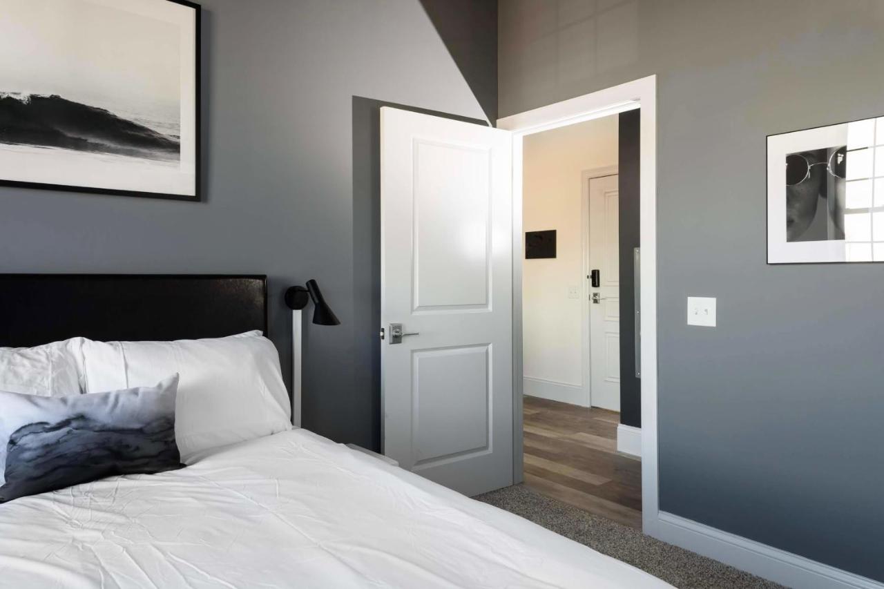 Frontdesk Modern 1 Bedroom Apt With Rooftop Lounge Saint Louis Buitenkant foto