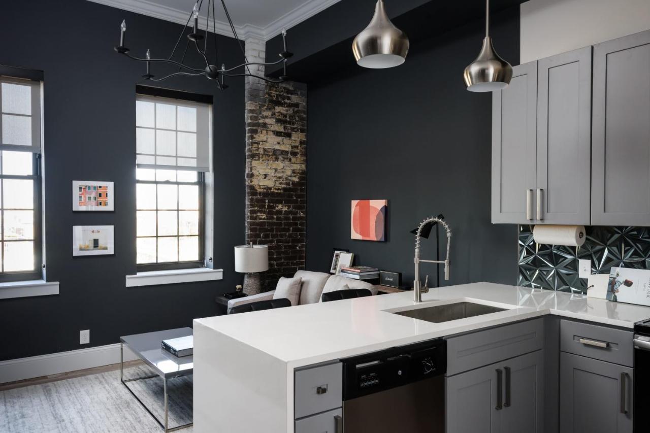 Frontdesk Modern 1 Bedroom Apt With Rooftop Lounge Saint Louis Buitenkant foto